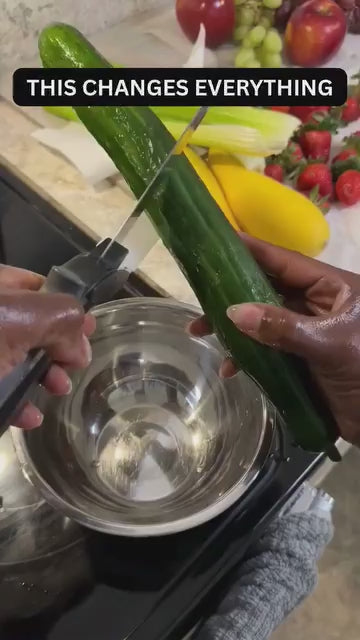 2-in-1 Knife & Cutting Board